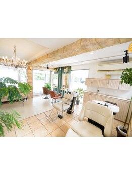 忙しい女性に「美」と「癒し」を提供致します！日頃の疲れを癒しながら美髪ケアをeclatで！