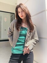 シエルバイアフロート(ciel by afloat)&nbsp;〇センターパート 韓国ヘア ブリーチなし グレージュ