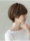 小顔ヘア/アッシュブラウン/ひし形ショート