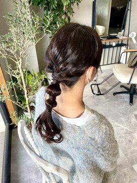 ラテ ヘア リリィ(latte hair lily) 大人可愛い/選べるカラー/ヘアアレンジ