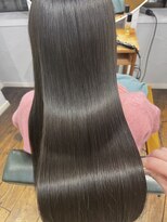 クオーレ(CUORE) 酸性縮毛矯正でツヤサラに