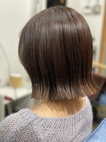 スナリー(Snaly)&nbsp;切りっぱなし/ボブ/外ハネ/オレンジカラー/オレンジブラウン