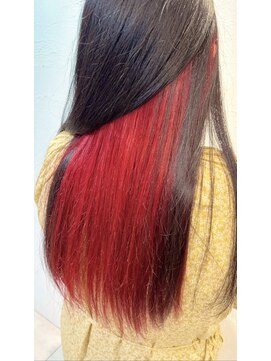 アジールヘア 池袋東口店(agir hair) 20代30代40代ストレートインナーカラー原色レッド美肌池袋東口