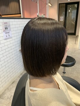 リーオオサカ(Lee Osaka) グレージュカラー