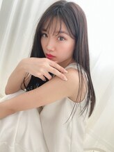 《５》お席で髪を乾かした後、アイロンで丁寧に仕上げていきます