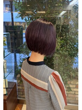 ラ タント(L'attente) ツーブロック／ボブ／刈り上げ女子