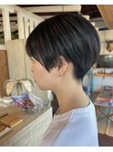 黒髪ベリーショート