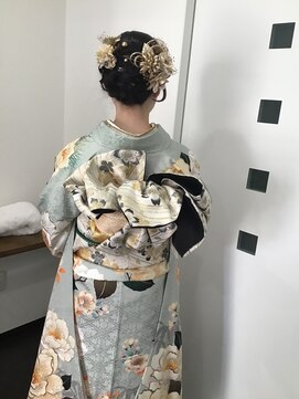 ジャスミン 2025年成人式スタイル