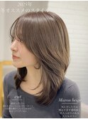 レイヤーカット鎖骨ミディくびれヘアオリーブベージュ20代30代