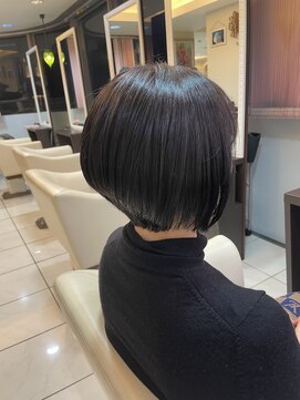 エムタニグチブランシェ(M.TANIGUCHI Branche') グランデーションボブ