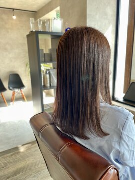 ロム(ROM) 透明感オリーブブラウン