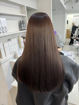 ペレ 栄 アネックス(PELE栄ANNEX) 韓国 くびれロング レイヤー ワンホンヘア 小顔前髪