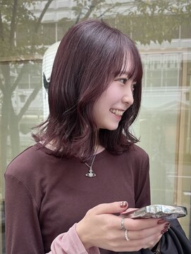 グリップ(GRIP) ワインレッドバーガンディ暖色カラー顔まわりカット/オオタユキ