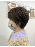 白髪ぼかしハイライトショート