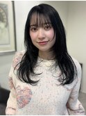 ロングレイヤーオリーブカラー顔周りレイヤーカット