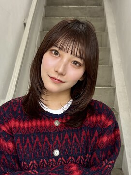 クロト(Clotho) ◎内巻きだけで簡単◎レイヤーミディアム×ナチュラルブラウン