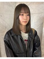 リアン(Lien)&nbsp;透明感シアーグレージュ/ミディアム/ボブ/レイヤーカット