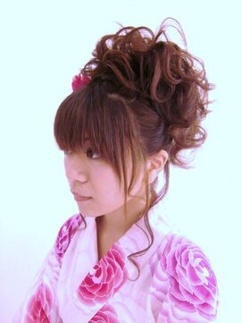 ラチャウ(La.Ciau) ふわ盛りアップ