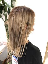ロンドアベニール 北千住(Lond avenir)&nbsp;ブリーチ3回×ハイライト☆ハイトーンカラー　西田大樹