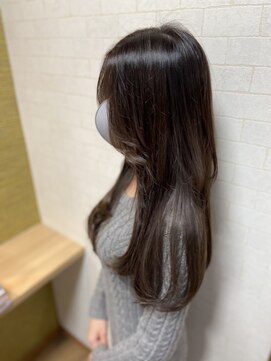 プラス エー(PLUS A) 韓国風×顔周りレイヤーカット