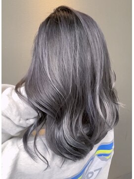 シャンプーボーイエイムス(SHAMPOO BOY aims) 地毛残しバレイヤージュ