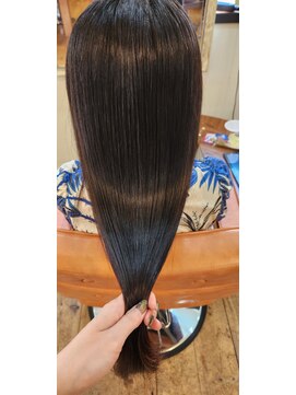 エルムトウキョウ(ELM Tokyo) 髪質改善トリートメントで潤うツヤ髪☆