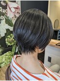 ショートボブ