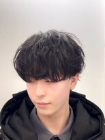 リンダ(LYNDA)&nbsp;シャドウパーマ/メンズマッシュ/ツーブロック/ブルーブラック