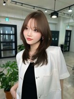 シェノン バイ アランスミシー 表参道(CHAINON by Alan smithee) 表参道/クラゲヘアー/オリーブグレー/小顔/ココアベージュ/渋谷