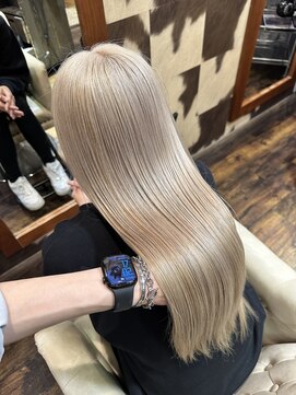 ヘアー クリエイト カルバリ(HAIR CREATE Calbari) ホワイトベージュ