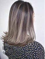 ルーヴェ(LOWE)&nbsp;【LOWE池谷】外国人風バレイヤージュと大人の外ハネボブでお洒落