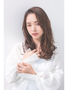 リトル アイズミ バイ ヴィーヴル(little aizumi by BIVRE) センターパートロング