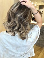 ルービック 京橋(Rubik's)&nbsp;3Dハイライト×王道ベージュMIX巻き