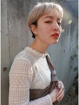 ラボ(Ravo)&nbsp;[Ravo]抜け感オン眉マッシュショート