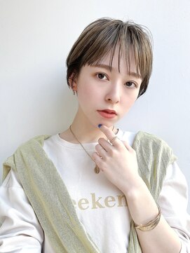 トルネード(TORNADO) 大人ショート 丸みマッシュ ハイライトふんわり前髪あり K04-28