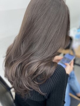 フォンズ(FONS) ヨシンモリ韓国ヘア くびれヘア ツヤカラー 顔まわりカット 艶