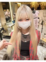 ガルボ ヘアー(garbo hair)&nbsp;ハイトーン ケアブリーチ 抜きっぱなしカラー 10代 20代