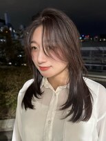 エアー 青山(AIR)&nbsp;前髪なし顔まわりレイヤーカットワンホンレイヤーグレージュ