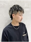 twist × white highlight