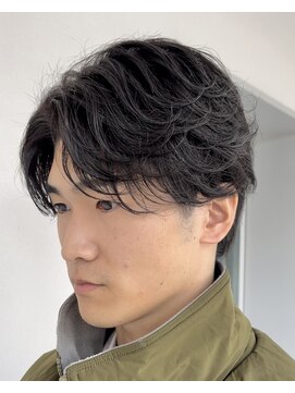 エレノア 枚方(Eleanor) ニュアンス、カルマパーマ