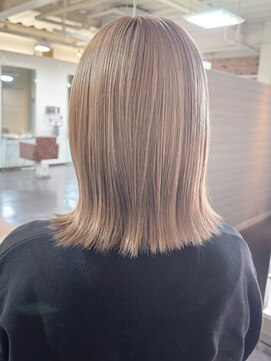 キャパジャストヘアー(CAPA just hair) ダブルカラーミルクティーベージュハイトーンボブ