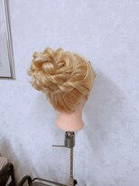 蘭美容室 ＊高めのアップスタイル＊