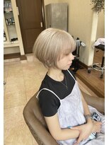 メルク(merc)&nbsp;ダークアッシュ/アッシュブラック/カルマパーマ/ベリーショート