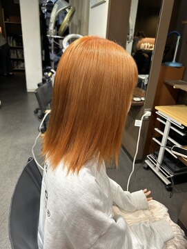 サロン ド ロイ(Salon de Roi) フルブリーチ！みかんを想像するオレンジカラー！