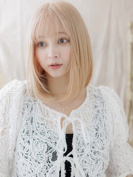 カバーヘア ブリス 志木南口駅前店(COVER HAIR bliss) 外国人風ホワイトブロンド切りっぱなしボブディa志木10代20代