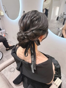 ヘアセットクラン リリー 東梅田店(hair set Clan lily) シニヨン/梅田ヘアセット