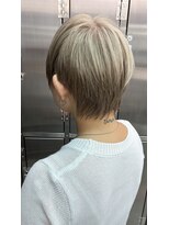 ルビオ(RuBio)&nbsp;ショート×グレージュ×デザイン【Koichiro】