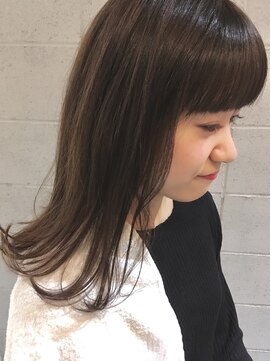 アンバースデー(UNBIRTHDAY) カーキグレージュ/カーキ/イルミナカラー/ミディアム