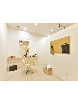 心地良い距離感で接してくれて、明日からが『ちょっと楽しくなる』お手伝いをさせてください♪