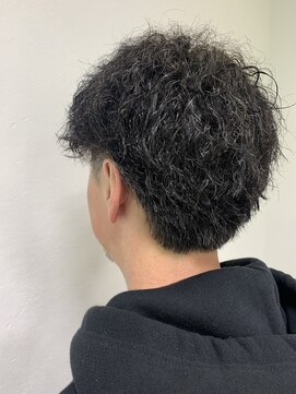 カトレア 海岸通り店 ツイストパーマ